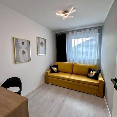 Апартаменты New Apart - Next To Sky Tower Вроцлав Экстерьер фото