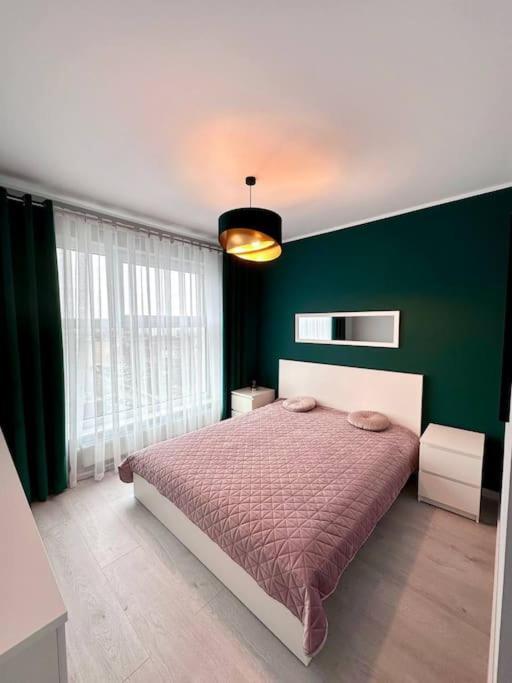Апартаменты New Apart - Next To Sky Tower Вроцлав Экстерьер фото