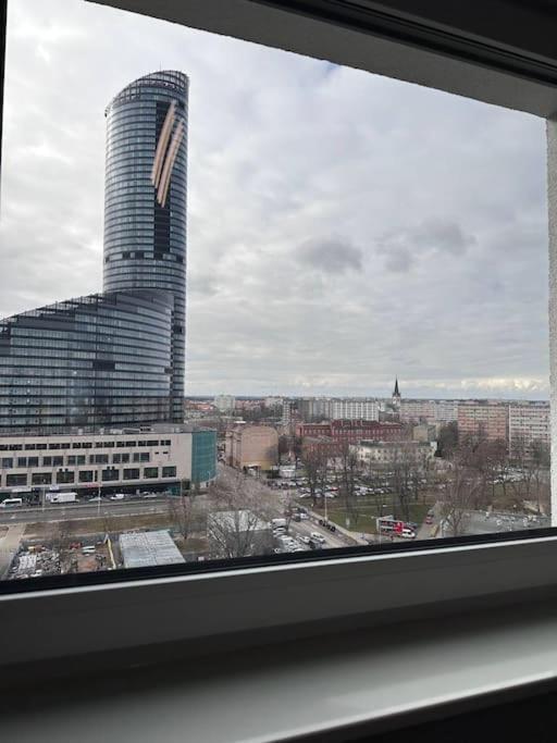 Апартаменты New Apart - Next To Sky Tower Вроцлав Экстерьер фото